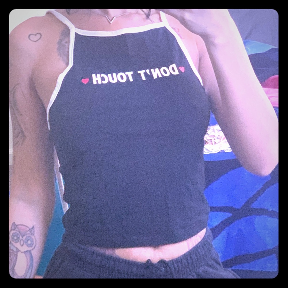 Don’t tough Cropped top